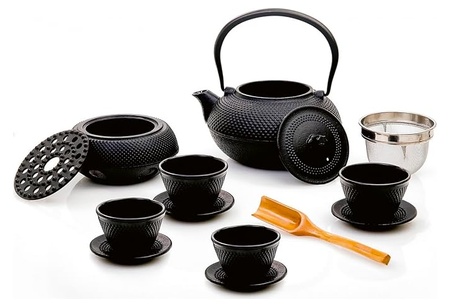 Lumaland Traditional Japanese Cast Iron Tetsubin Tea Set with 1.4L Teapot, Stainless Steel Strainer and Warmer - Black - Image 2
